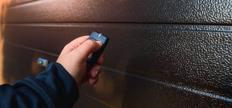 automatic door opener with remote control in St. Petersburg