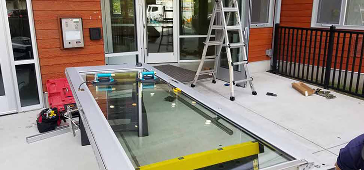 storefront door glass replacement St. Petersburg